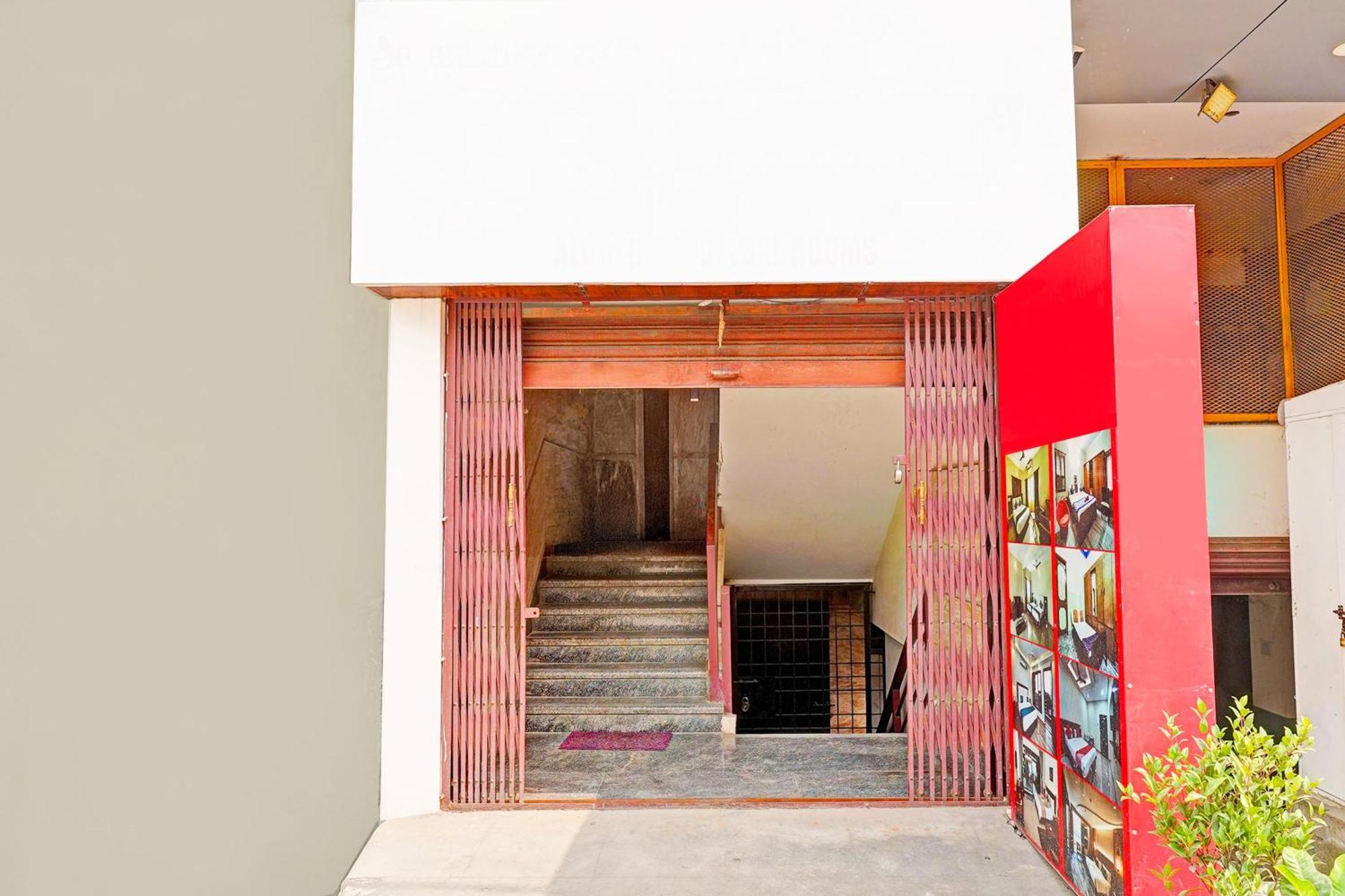Super Hotel O Srigandhakavalu Formerly Chamundeshwari Lodging Jalahalli ภายนอก รูปภาพ