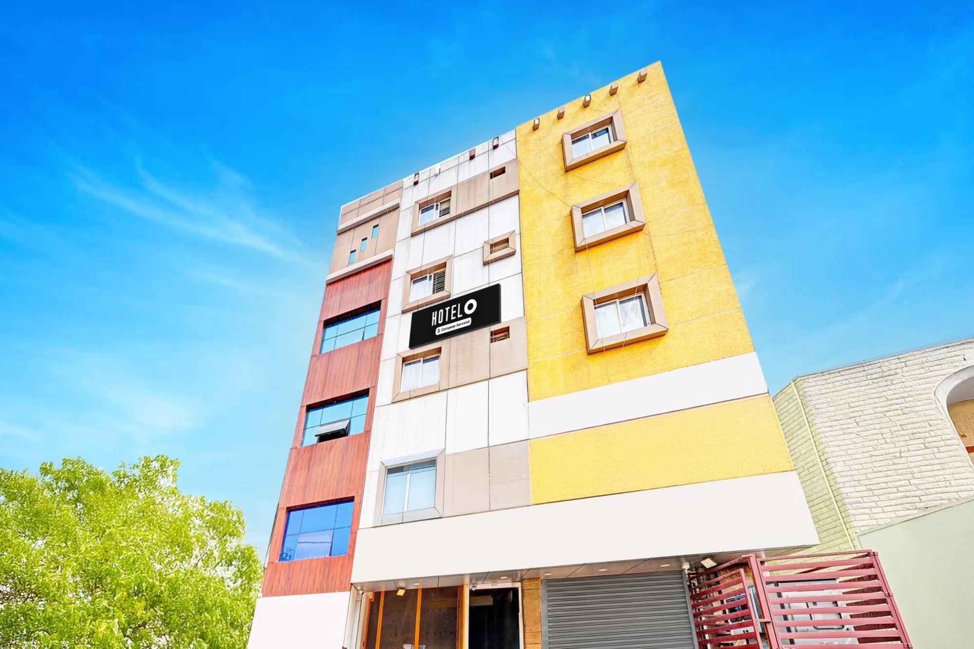 Super Hotel O Srigandhakavalu Formerly Chamundeshwari Lodging Jalahalli ภายนอก รูปภาพ